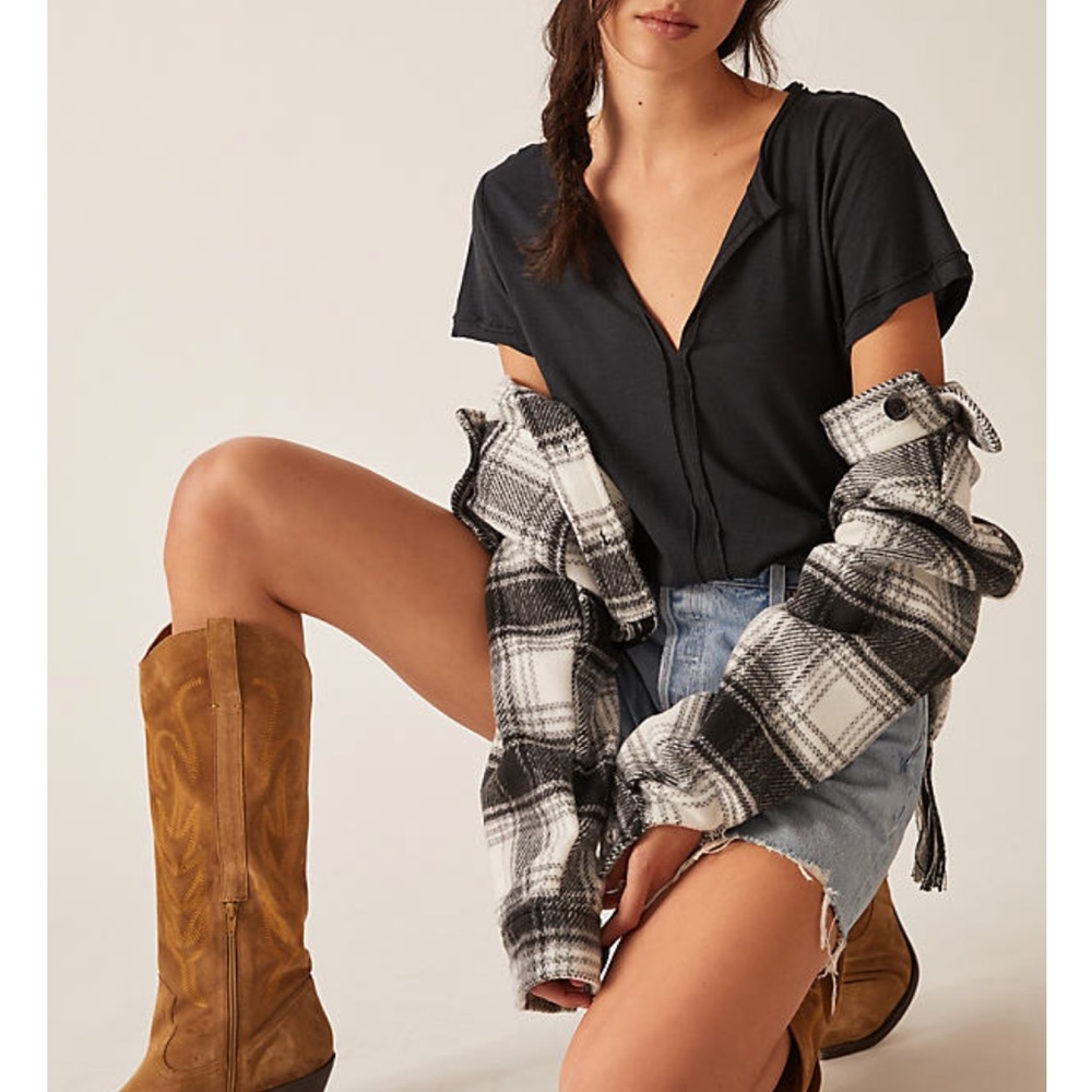 Anthropologie Pilcro spliced neck tee -like new!